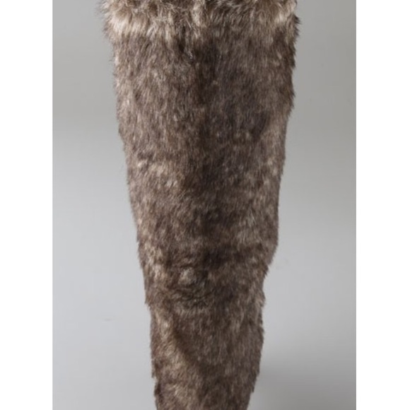 Sz 6 ,BNWOT SamEdelman faux fur real suede boot. - Picture 4 of 7